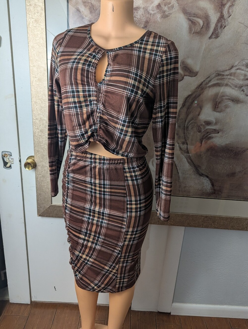 Jolie & Joy Plaid 2-Piece Set Ruched Bodycon Midi Skirt Cutout Crop Top Size L